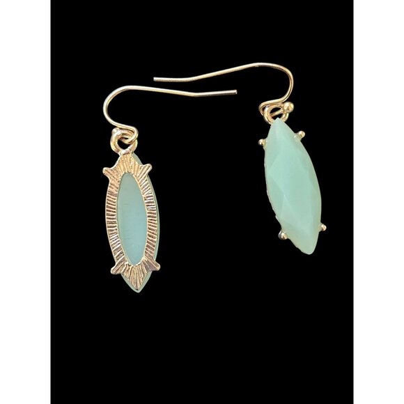 NWOT Gold/Mint/Peach Crystal Necklace/Earring Set - Picture 5 of 6